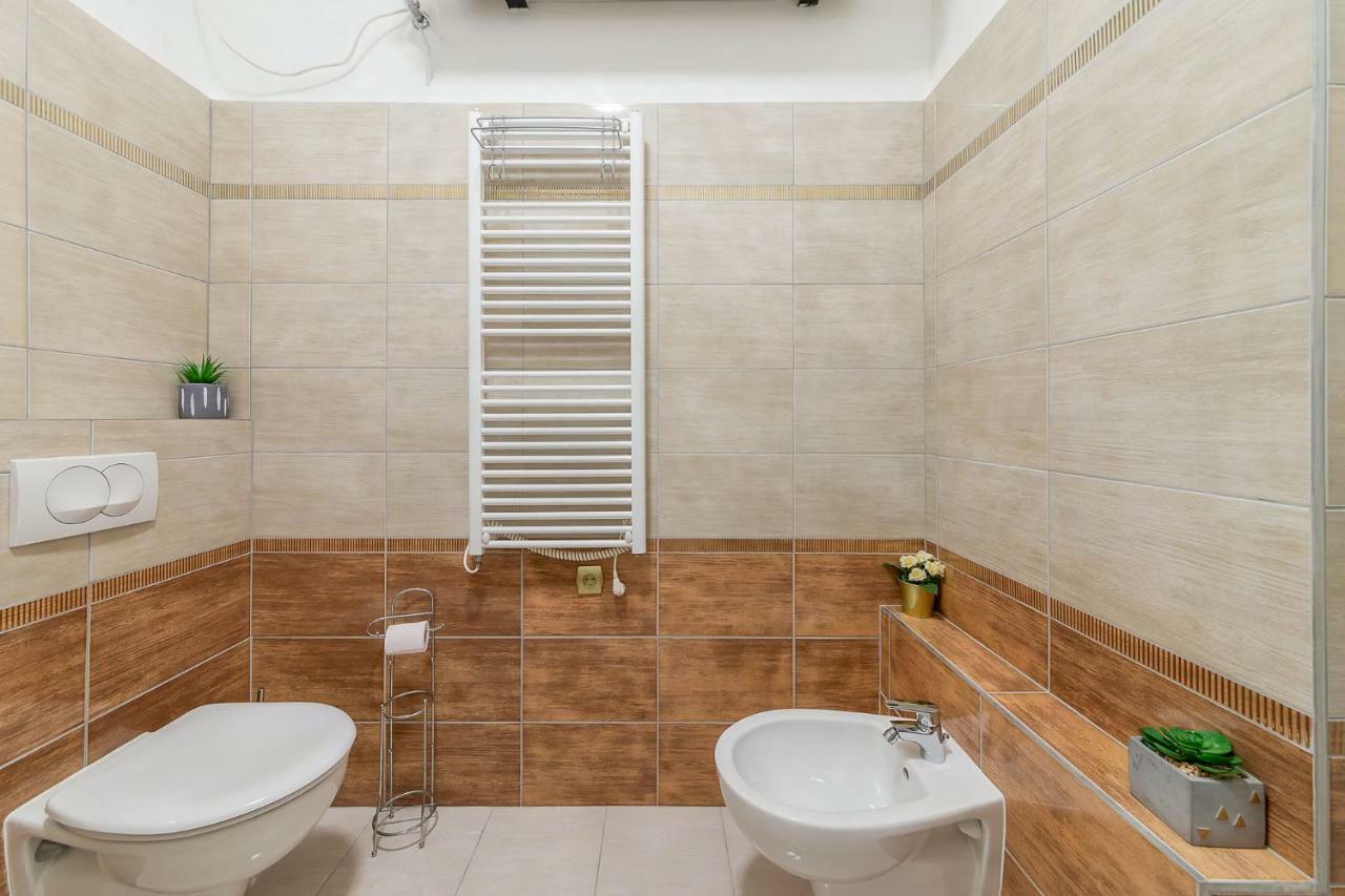 Kiraly Home Budapest City Center ภายนอก รูปภาพ