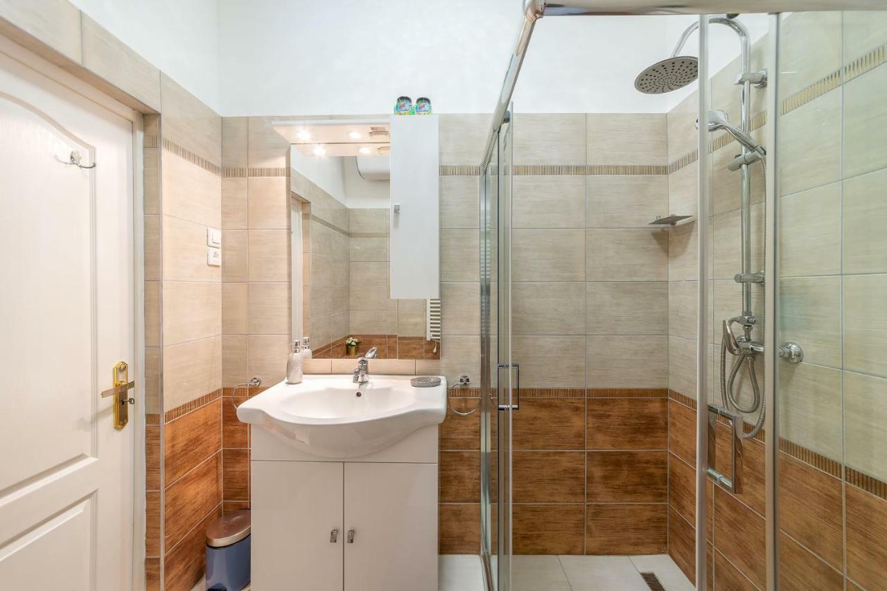 Kiraly Home Budapest City Center ภายนอก รูปภาพ
